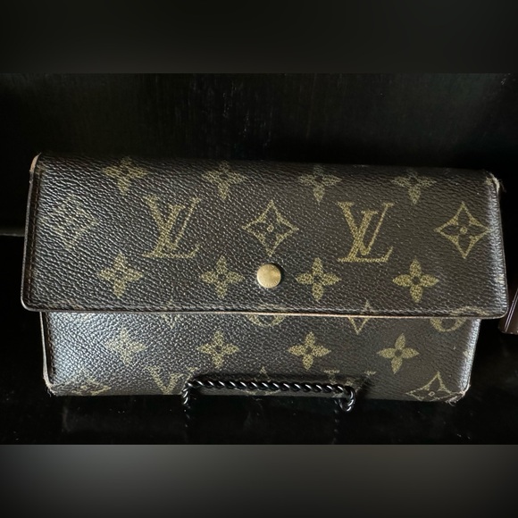 Louis Vuitton Monogram Porte Tresor International Trifold Long Wallet - Picture 6 of 15
